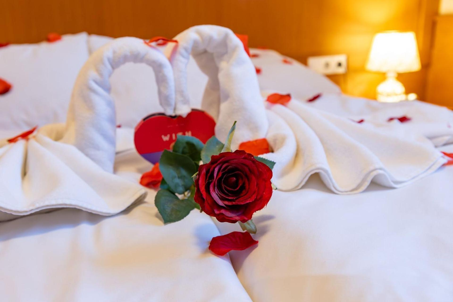 Hotel Barbakan ペーチ エクステリア 写真